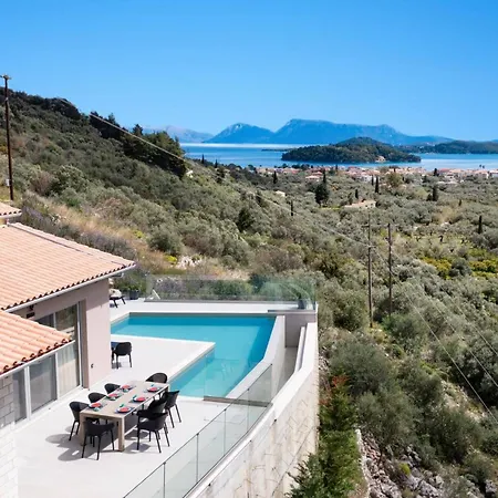 Angelou By * Nydri (Lefkada)